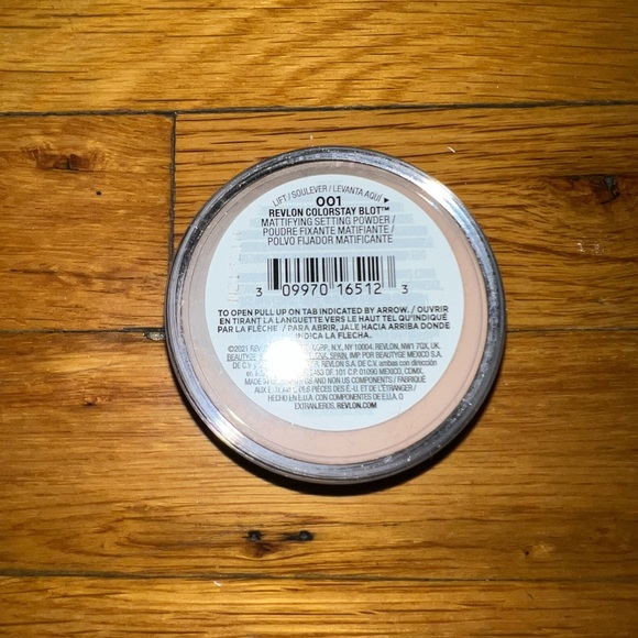 Revlon - Picture 3 of 3